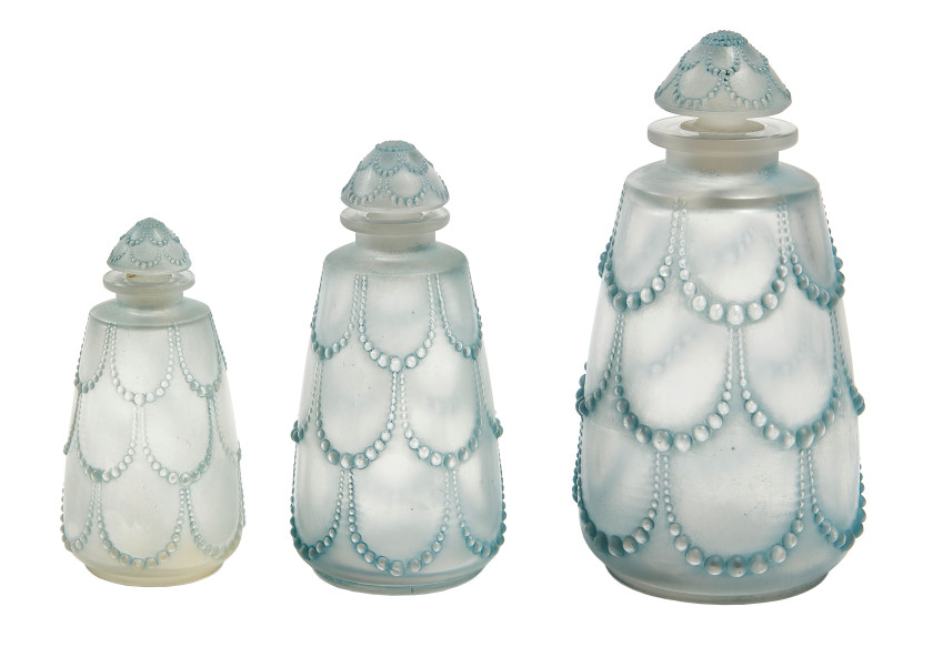 René LALIQUE (1860-1945) Garniture de toilette «Perles» - modèle créé en 1926