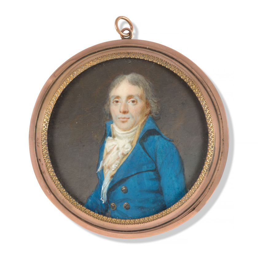 Jacques-Antoine-Marie LEMOINE Rouen, 1751 - Paris, 1824 Portrait d'homme à la redingote bleue et gilet crème Miniature sur ivoire, d..