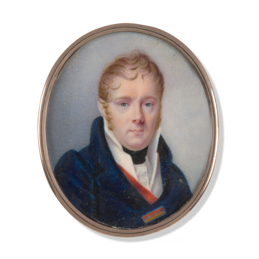 Ecole française vers 1815  Portrait d'homme à la Légion d'honneur et Couronne de fer Miniature sur ivoire, de forme ovale