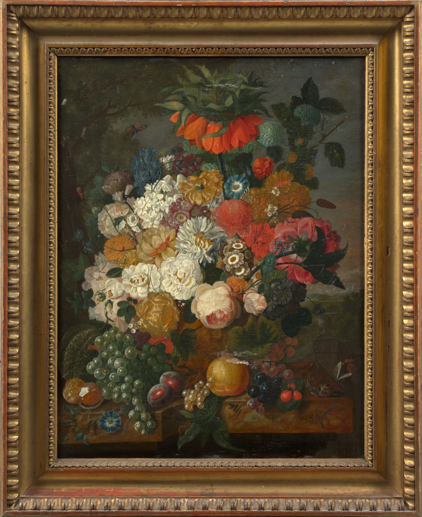 Johannes Cornelis DE BRUYN Actif à Middelburg, Utrecht et Amsterdam circa 1763 - 1828 Vase de fleurs et fruits sur un entablement de...